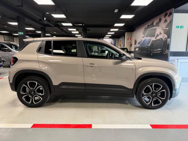 Jeep Avenger Avenger 1.2 turbo Summit fwd 100cv - Foto 7