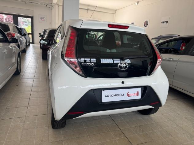 Toyota Aygo 1.0 VVT-i 72 CV 3 porte x-cool - Foto 5