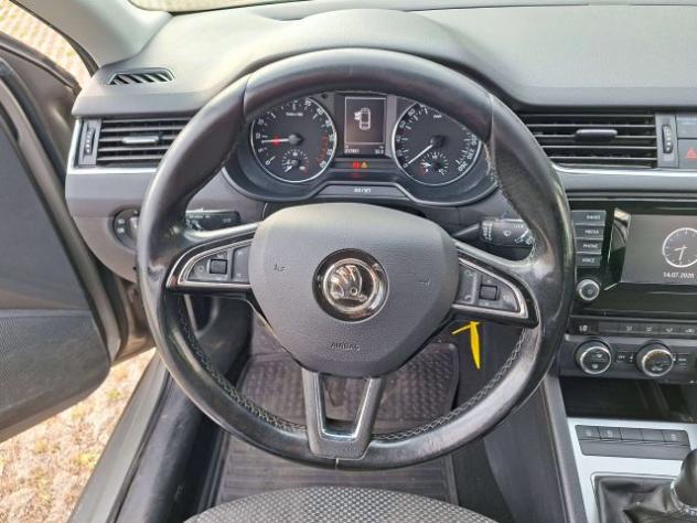SKODA Octavia Wagon 1.6 tdi cr Ambition 105cv 4MOTION 4x4 UNIPRO rif. 23922144 - Foto 8