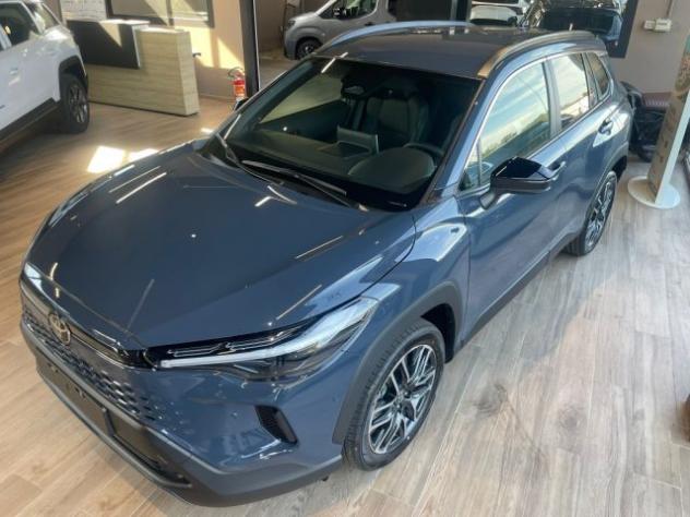 TOYOTA Corolla Cross 2.0 Hybrid 180 CV E-CVT Premium rif. 24066886 - Foto 2