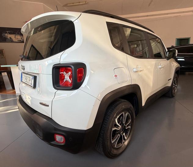Jeep Renegade 1.6 Mjt 120 CV Longitude - Foto 6