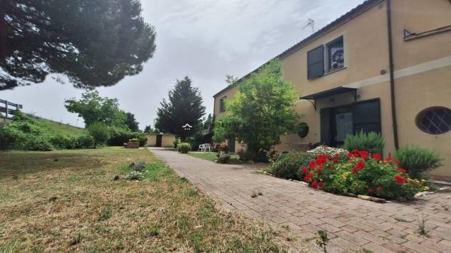 BELLOCCHI: Fano unico nel suo genere località bellocchi (chiaruccia) proponiamo la vendita di un ex casolare colonico completamente ristrutturato con - Foto 5