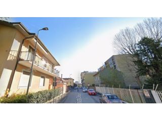 Camera singola Comasina M3 libera subito