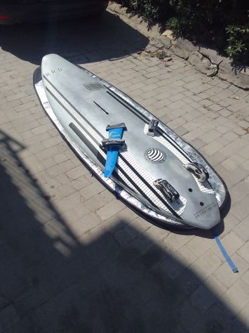 Vendo Tavola da Windsurf RRd Spitfire completa di sacca - Foto 3