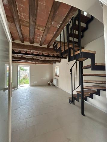 casa indipendente in vendita a Sarzana