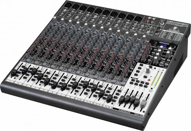 Mixer 24 Canali con effeti