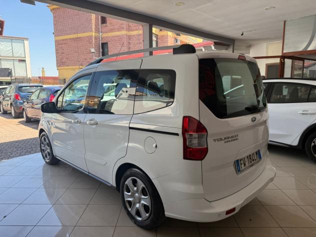 FORD TOURNEO COURIER 1.0 BENZINA 2019 - Foto 4