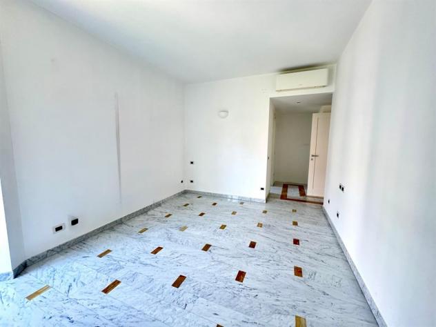 MONZA in zona residenziale AFFITTASI ULTIMO PIANO APPARTAMENTO CON TERRAZZO - Foto 15