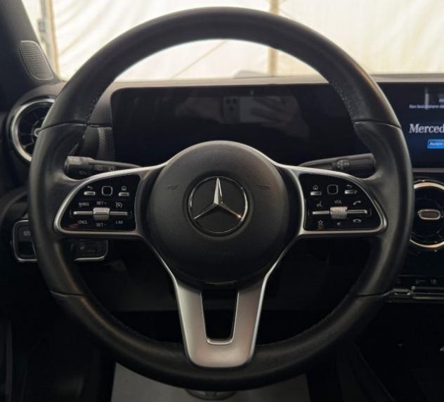 MERCEDES-BENZ A 200 d Automatic Sport rif. 23456333 - Foto 7