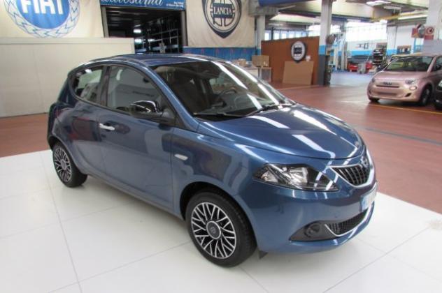 LANCIA Ypsilon 1.0 FireFly 70cv 5 porte S&S Hybrid PLATINO rif. 24131147 - Foto 3
