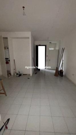 BOTTEGA VENDESI BILOCALE LIBERO IN OTTIMA POSIZIONE - Foto 3