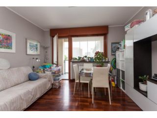 Appartamento di 80 m² con 3 locali e box auto in affitto a Torino