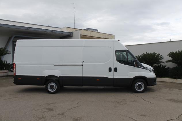 Iveco Daily 35S140 FURGONE 3 POSTI L4H2 HI-MATIC - Foto 4