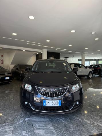 Lancia Ypsilon 1.2 69 CV 5 porte GPL Gold - Foto 2