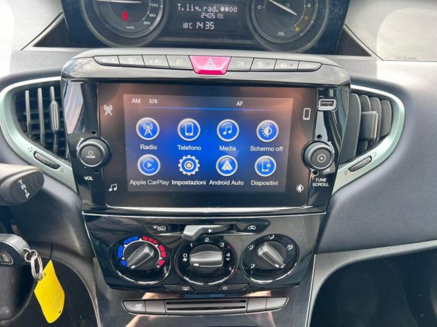 Lancia Ypsilon 1.0 FireFly 5 porte S&S Hybrid Gold - Foto 10