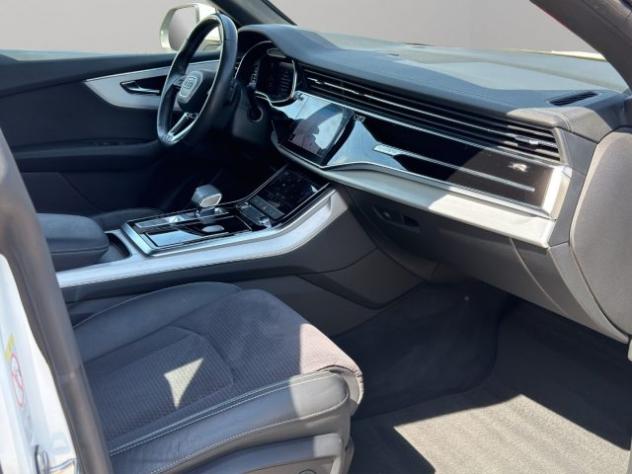 AUDI Q8 45tdi 230cv sport rif. 23799303 - Foto 9