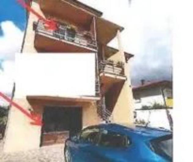 Immobile in asta di 163 m² con più di 5 locali e box auto in vendita a Lucca - Foto 6