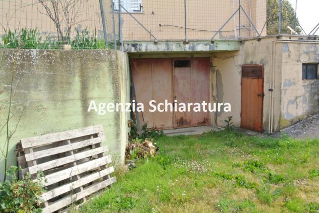 VICINANZE BORGO MASSANO VENDESI CASA SINGOLA CON DUE UNITA' IMMOBILIARI E UN'ETTARO DI TERRENO - Foto 3