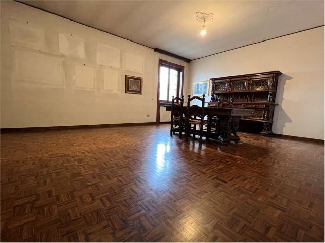 V005342 - ESCLUSIVA VILLA SINGOLA CON AMPIO GIARDINO PRIVATO - Foto 3