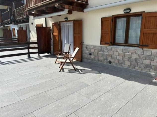 AMPIO BILOCALE CON DUE BAGNI E TERRAZZO PRIVATO