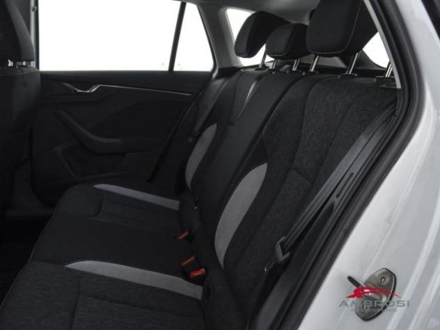 SKODA Kamiq 1.5 tsi Black Dots 150cv rif. 24087622 - Foto 10