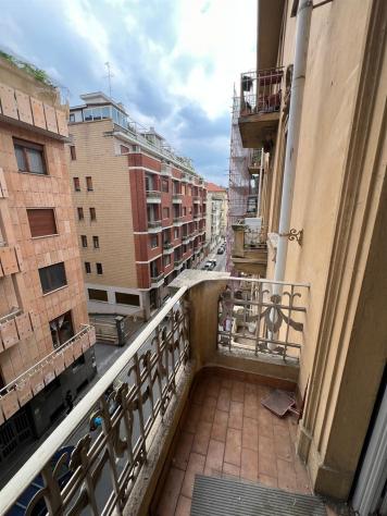 Appartamento mq 105 con box auto in zona Cit Turin - Foto 4