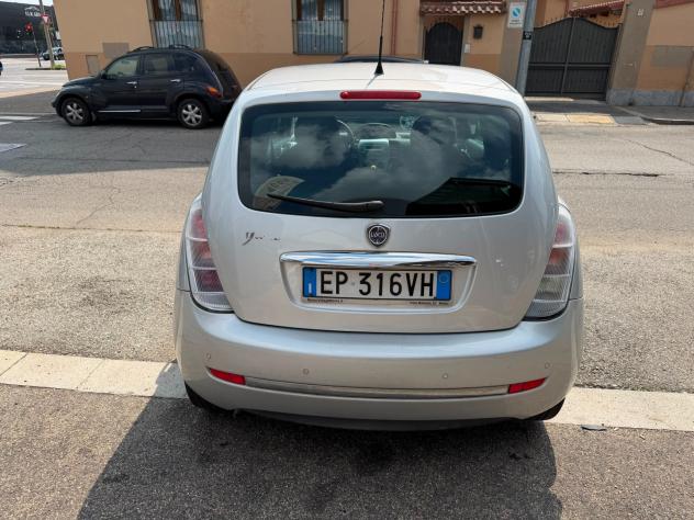 Lancia Ypsilon 1.3 MJT 75 CV Platinum - Foto 6