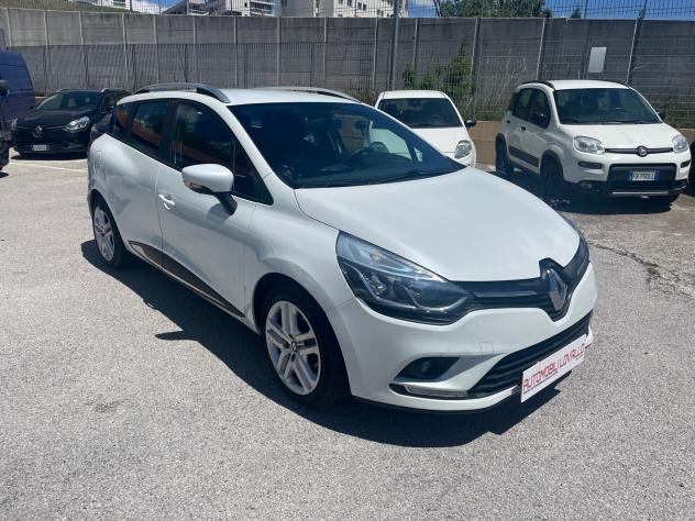 Renault Clio Sporter 1.5 DCI NAVI 2018 - Foto 3
