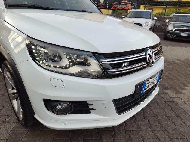 Volkswagen Tiguan 2.0 TDI 177 CV 4MOTION DSG R-Line - Foto 4