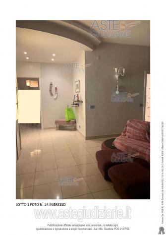 IMMOBILI-IMMOBILE RESIDENZIALE-Traversa III di Via Ludovico D'Angiò n. 22 - Foto 2