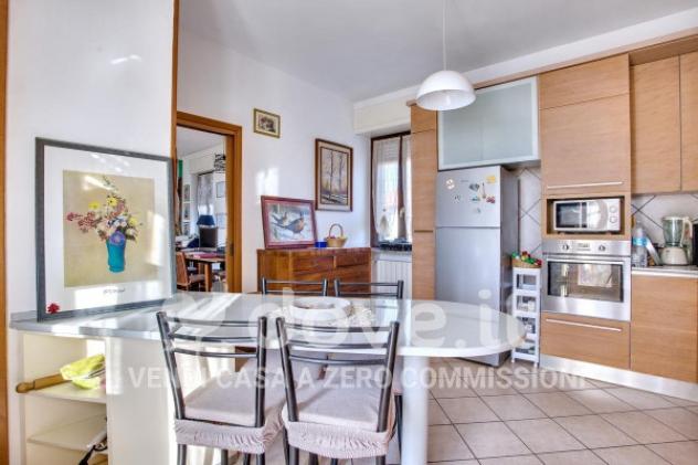 Appartamento di 130 m² con 3 locali e box auto in vendita a Cairate - Foto 5