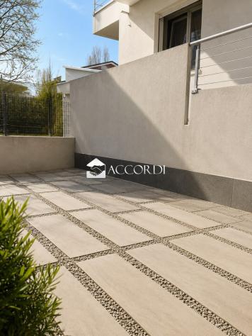 PADOVA -- Zona Bassanello | Appartamento con giardino privato e garage - Foto 5