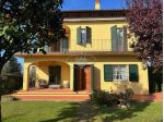 VILLA di 8 vani e di 390 mq (CASTELFRANCO PIANDISCO') rif. V-2296