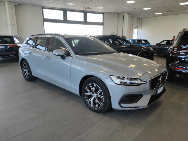 Volvo V60 B4 (d) automatico Fari LED Front/Lane Assist - Foto 2