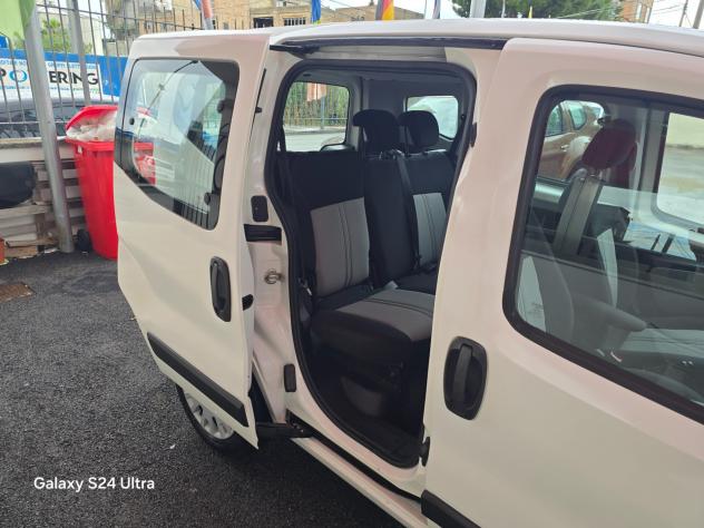 Fiat Qubo 1.3 MJT 75 CV Dynamic - Foto 4