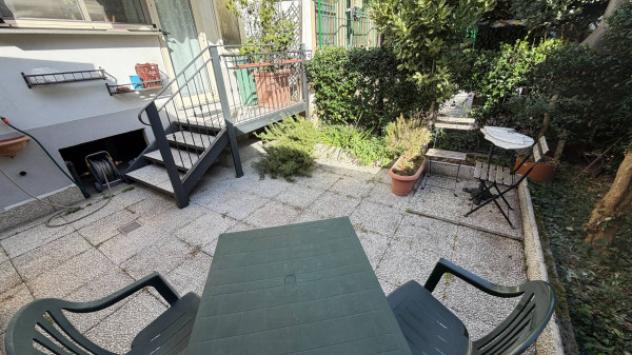 Appartamento di 116 m² con 4 locali e box auto in vendita a Torino