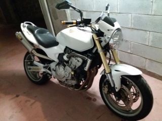 vendo honda hornet 600