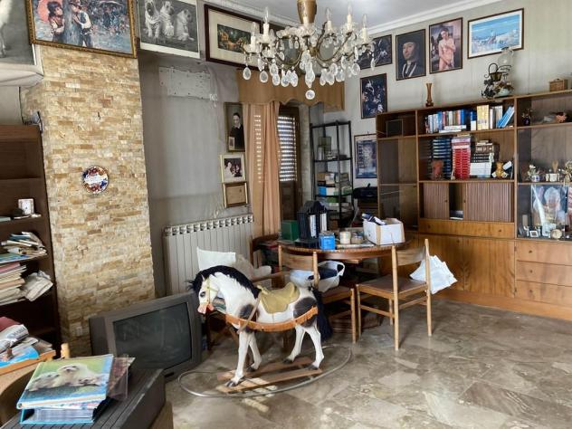 Panoramico appartamento,tripla esposizione,doppio ingresso Viale e Giovanni XXIII - Foto 6