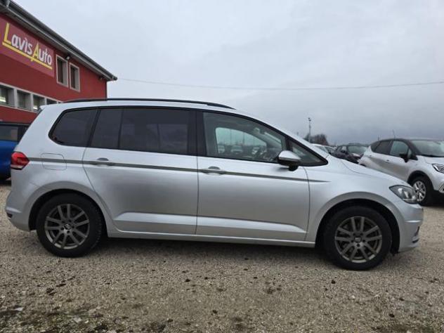 VOLKSWAGEN Touran 2.0 TDI 150 CV SCR DSG BlueMotion Tech rif. 23343998 - Foto 6