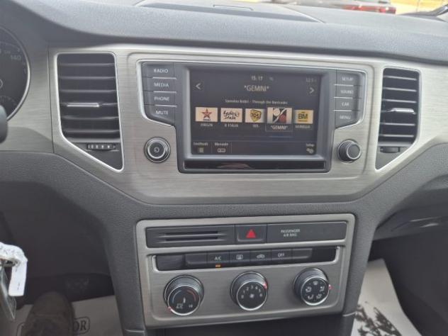VOLKSWAGEN Golf Sportsvan 1.6 TDI 115CV Comfortline BlueMot. Tech. rif. 23826935 - Foto 8