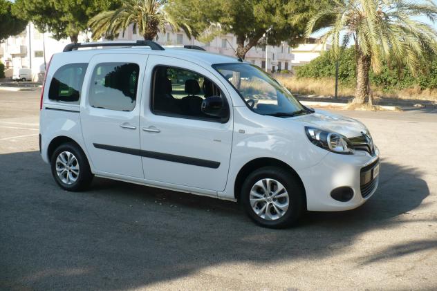 Renault Kangoo Blue dCi 8V 95 CV 5 porte Limited2 - Foto 9