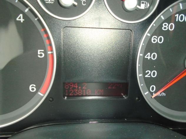 FORD Focus '2007 5p 1.6 tdci 90cv 123000 KM - Foto 10