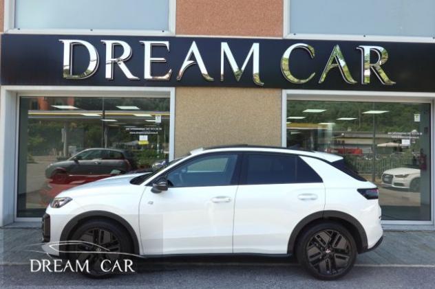VOLKSWAGEN T-Roc 1.5 eTSI ACT 150 CV DSG R-Line TETTO-GANCIO-19" rif. 23816157 - Foto 2