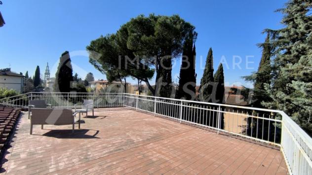 Villa a Firenze - Rif. VLLCPCCN2