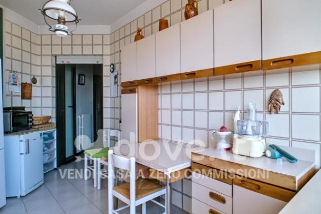 Appartamento di 148 m² con 5 locali e posto auto in vendita a Taranto - Foto 17