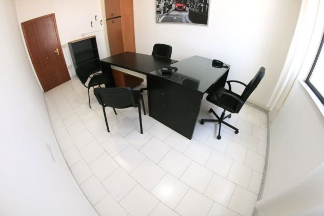 Studio attrezzato elegante incluso posto auto - Foto 2