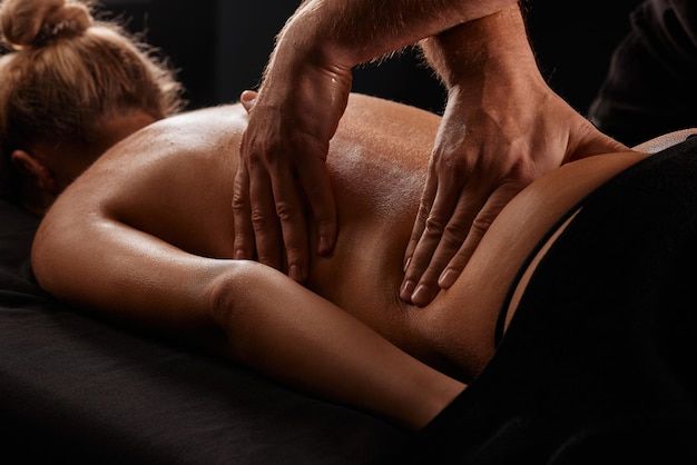 🌟 Massaggi di Lusso Relax &amp; Sensuali – Solo per Donne e Coppie 🌟 Tel:393509681608