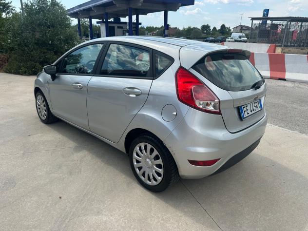 Ford Fiesta 1.4 GPL - Foto 6