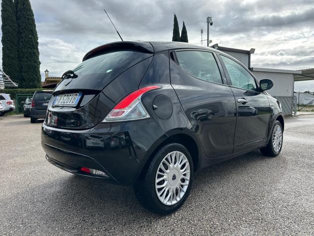 Lancia Ypsilon 1.2 Benzina/GPL - Foto 3