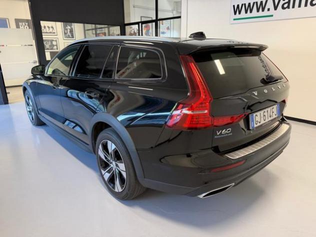VOLVO V60 Cross Country B4 (d) AWD automatico Plus**MOTORE NUOVO** rif. 23837882 - Foto 7